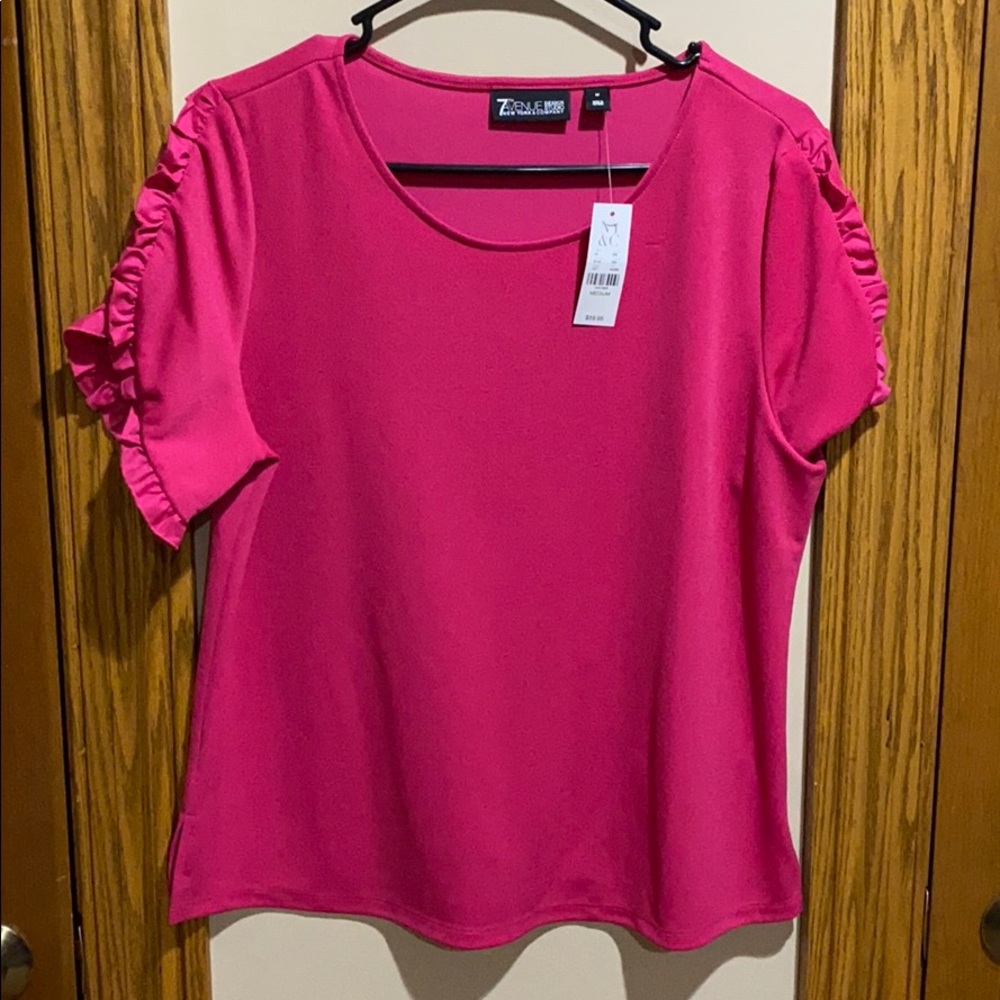 NY&Co Pink short sleeve blouse. Brand new